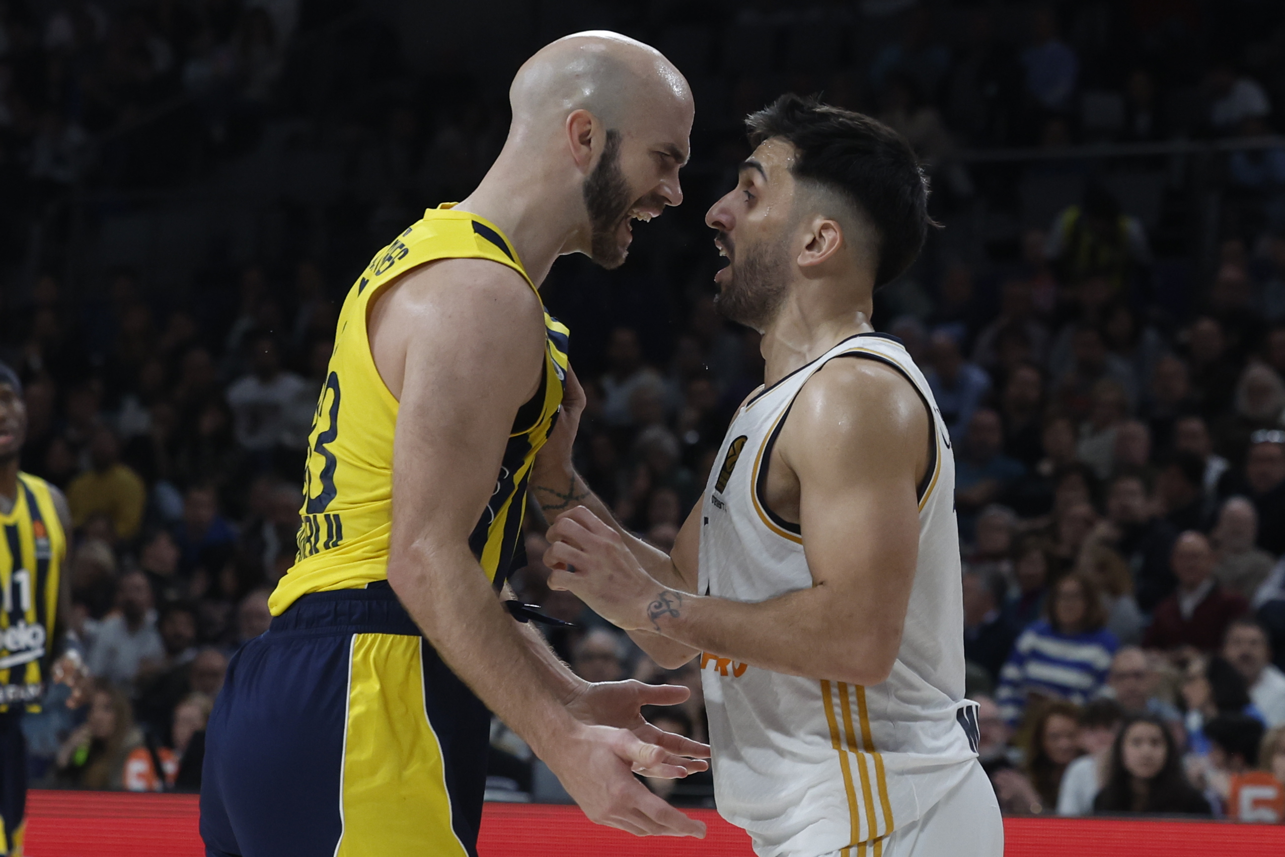 Calathes y Campazzo se encaran, en el WiZink.