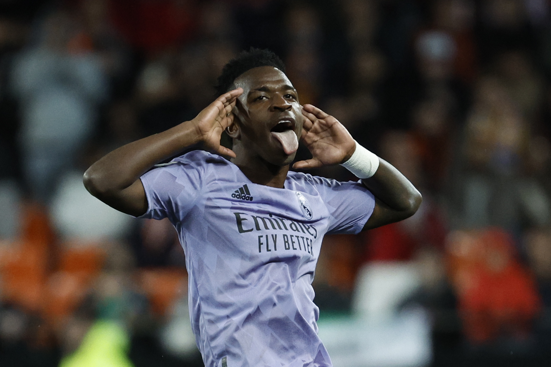Vinicius, tras marcar uno de los goles en Mestalla.