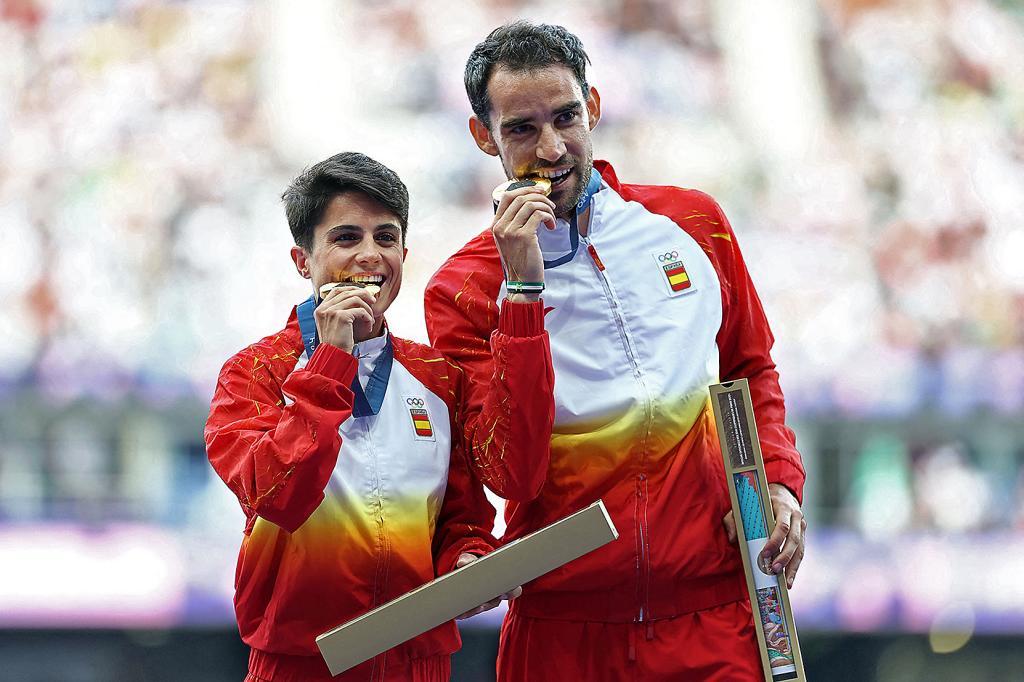 María Pérez y Álvaro Martín, con el oro en los Juegos de París.