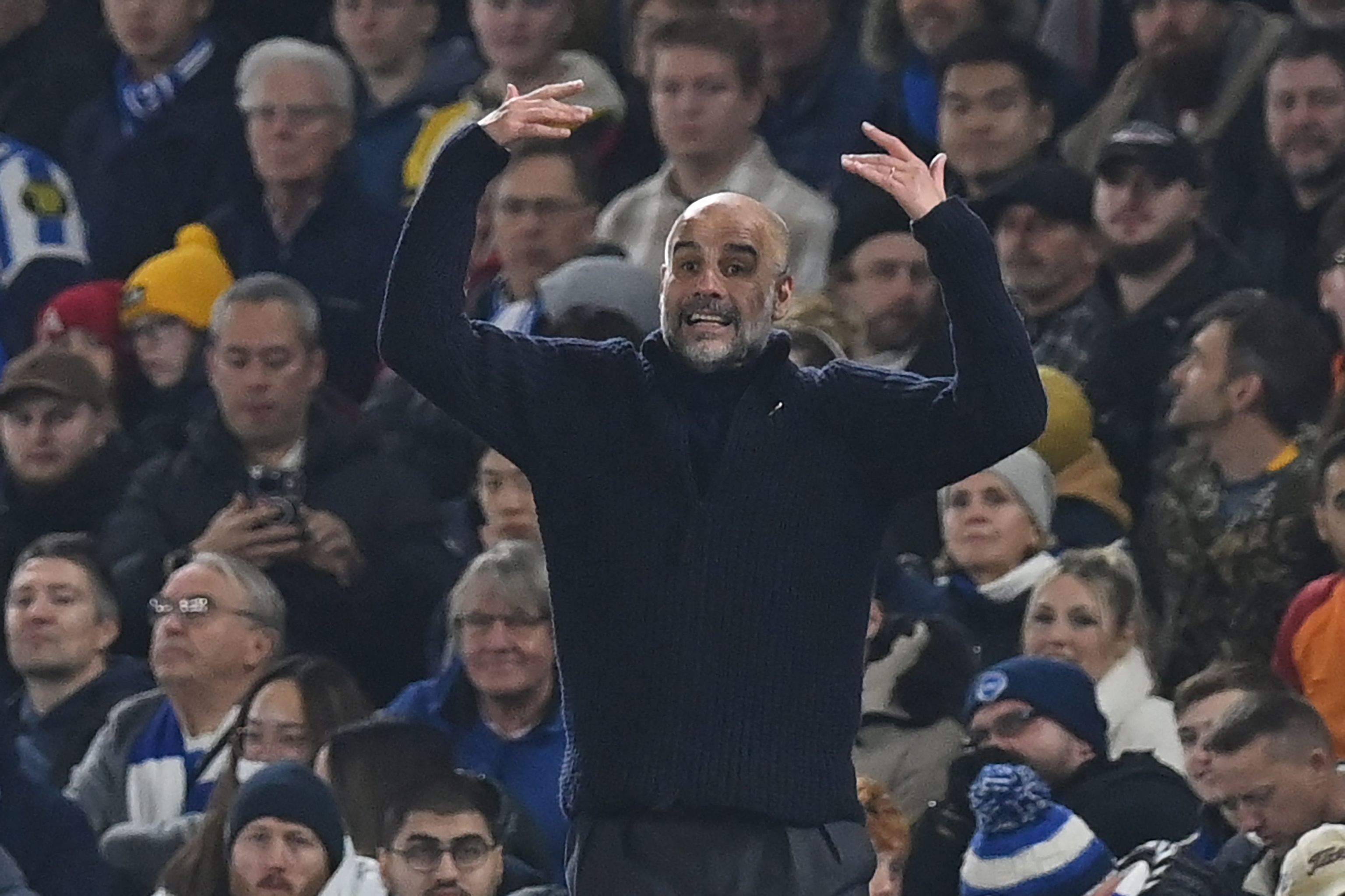 Guardiola, durante el partido contra el Brighton.