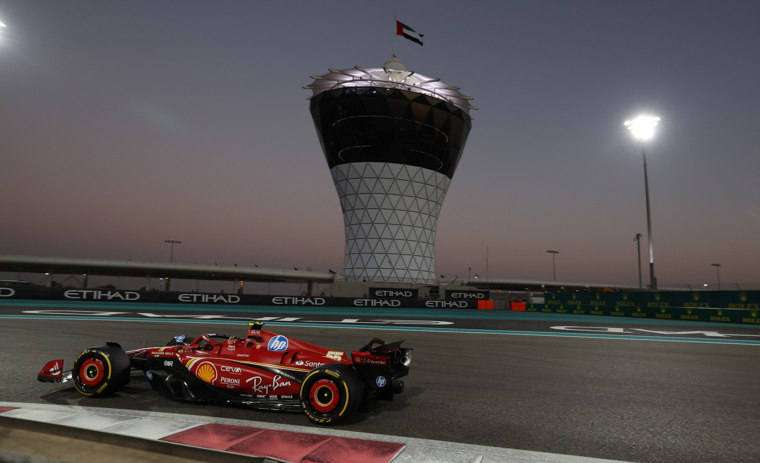 Sainz, con el SF-24, el domingo en Yas Marina.