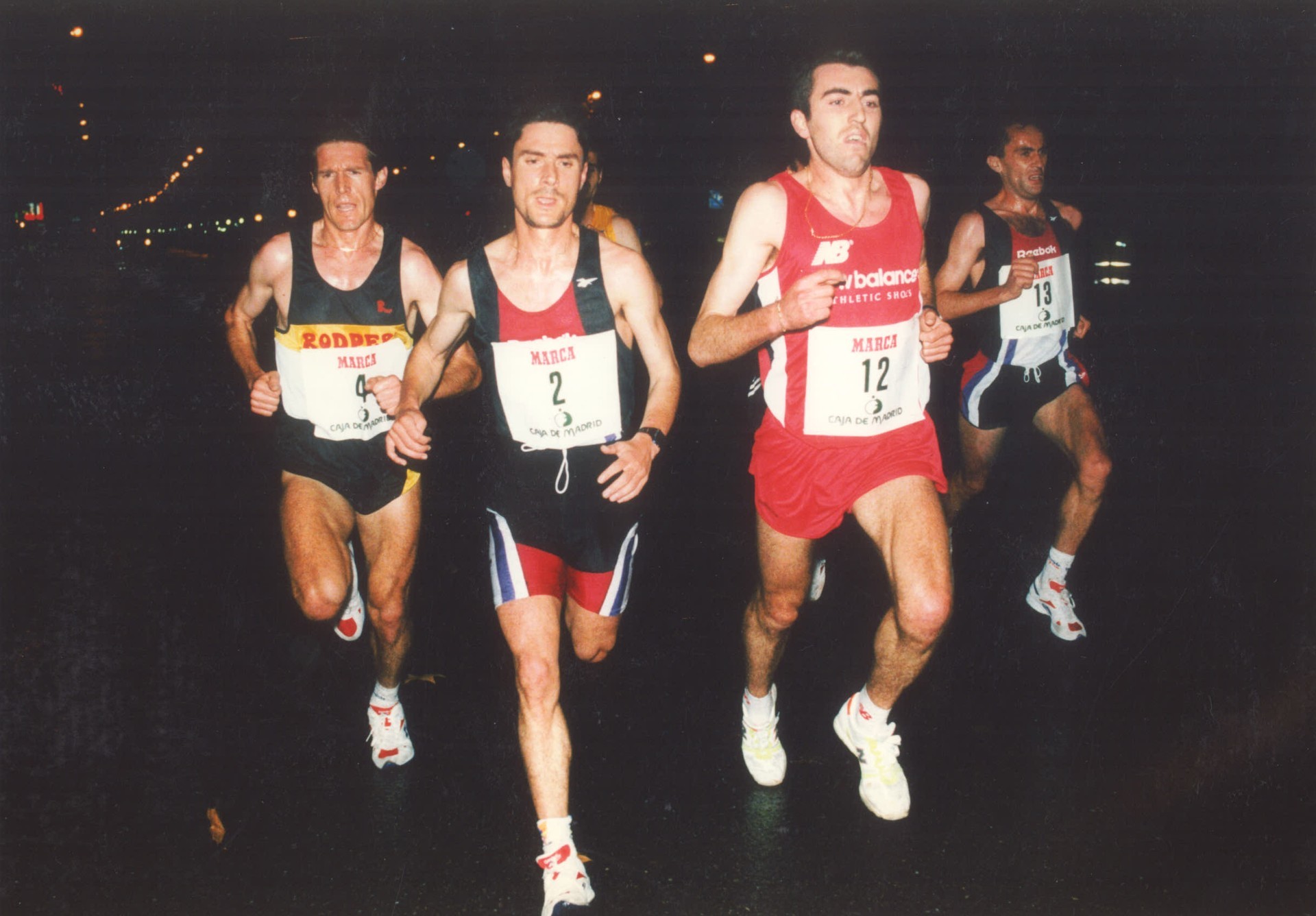 Martín Fiz, en el centro, en 1994, año de su victoria.