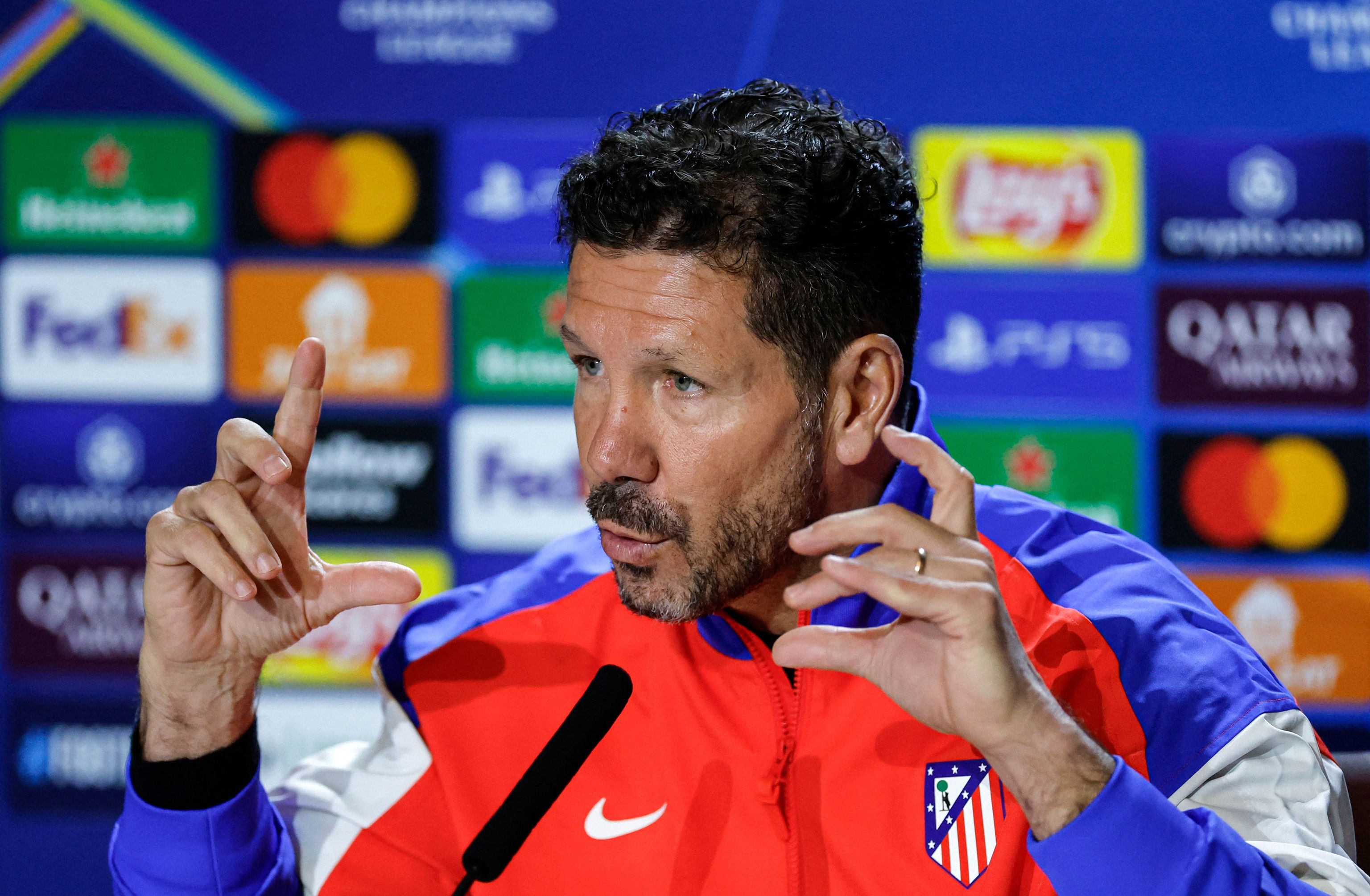 Simeone habla en rueda de prensa.
