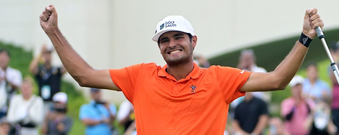 López-Chacarra, tras su triunfo en Bangkok en 2022.