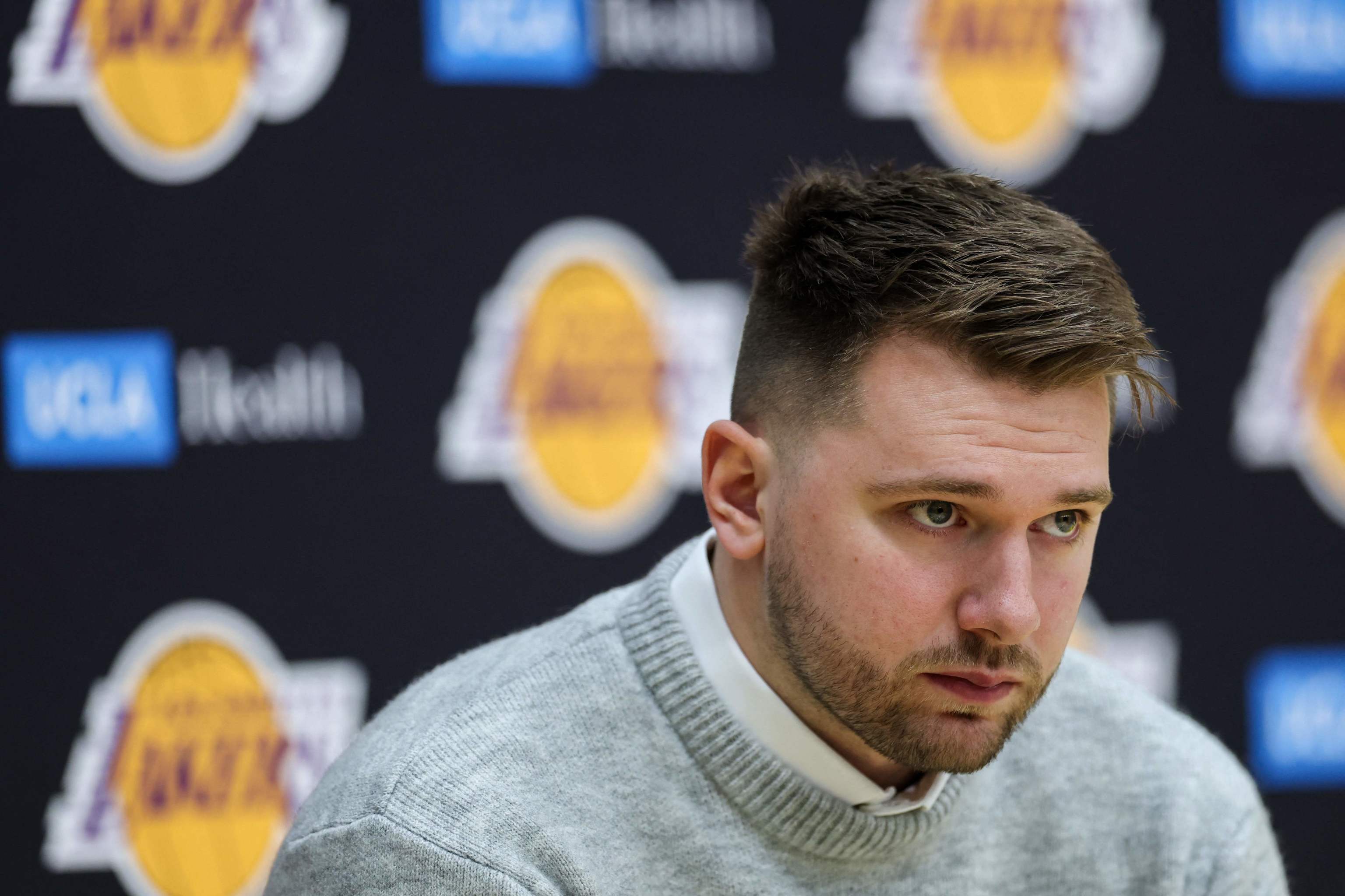 EL SEGUNDO, CALIFORNIA - FEBRUARY 04: Luka  lt;HIT gt;Doncic lt;/HIT gt; of the Los Angeles Lakers looks on during a press conference at UCLA Health Training Center on February 04, 2025 in El Segundo, California. Harry How/Getty Images/AFP (Photo by Harry How / GETTY IMAGES NORTH AMERICA / Getty Images via AFP)