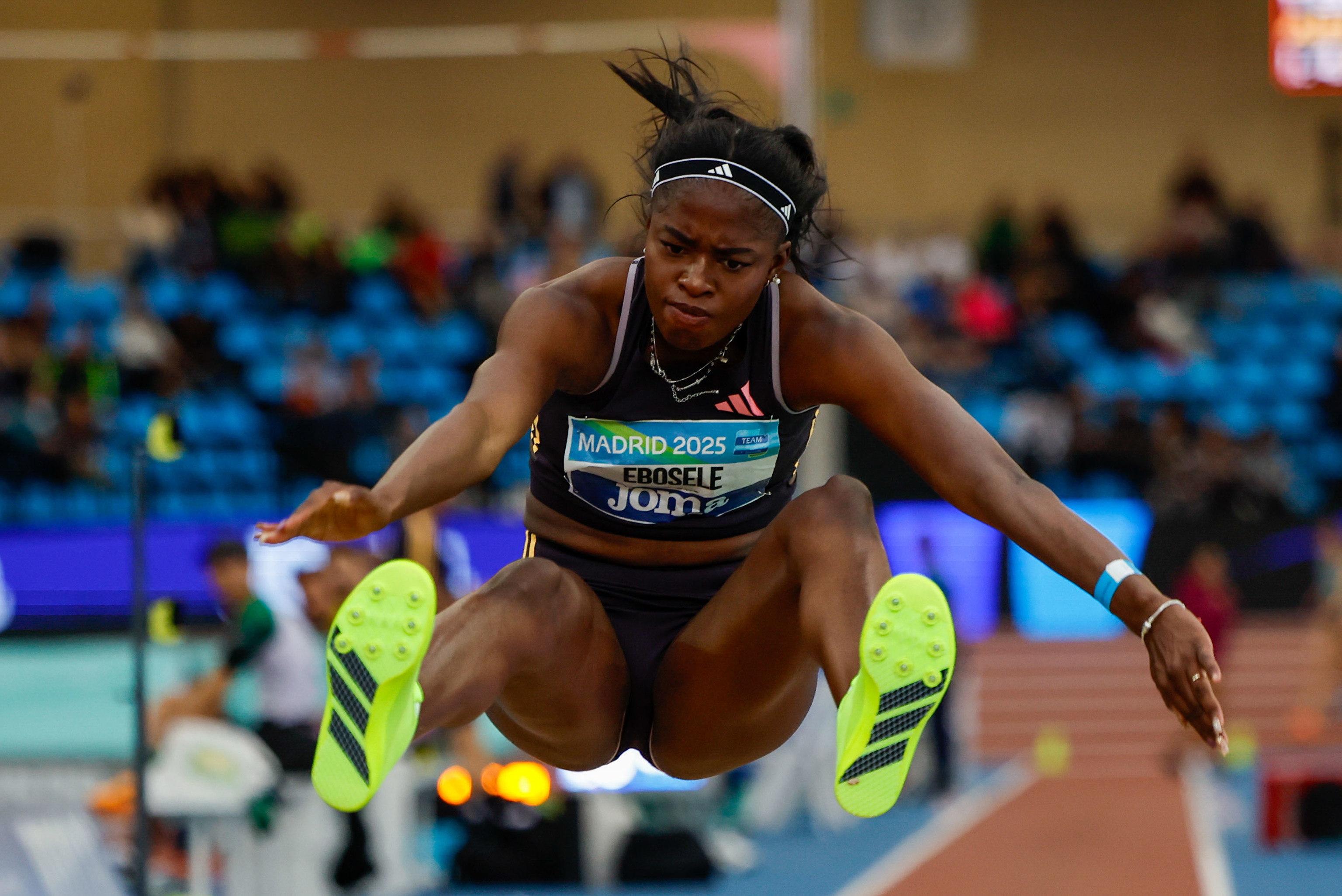 Ebosele, durante la final de salto de longitud en Gallur.