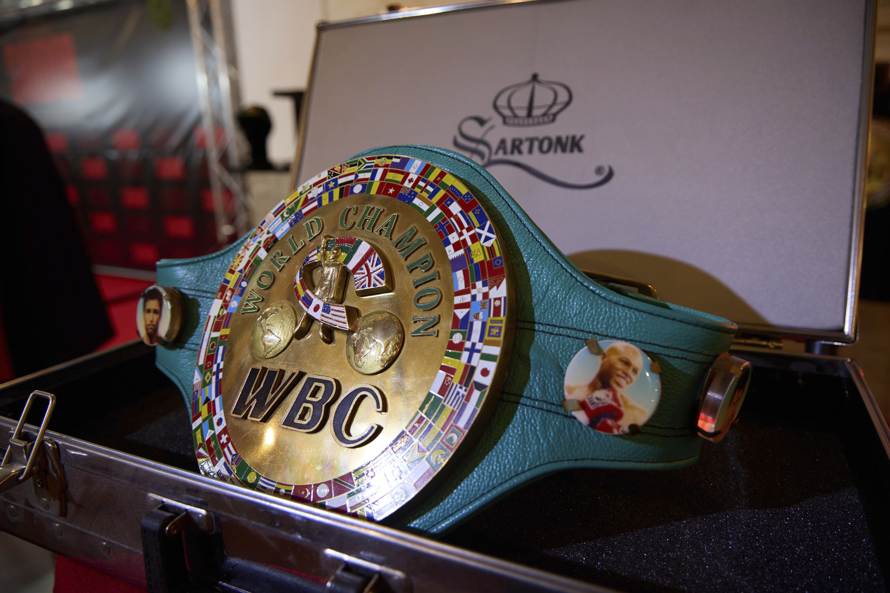 El cinturón de la CMB en disputa.