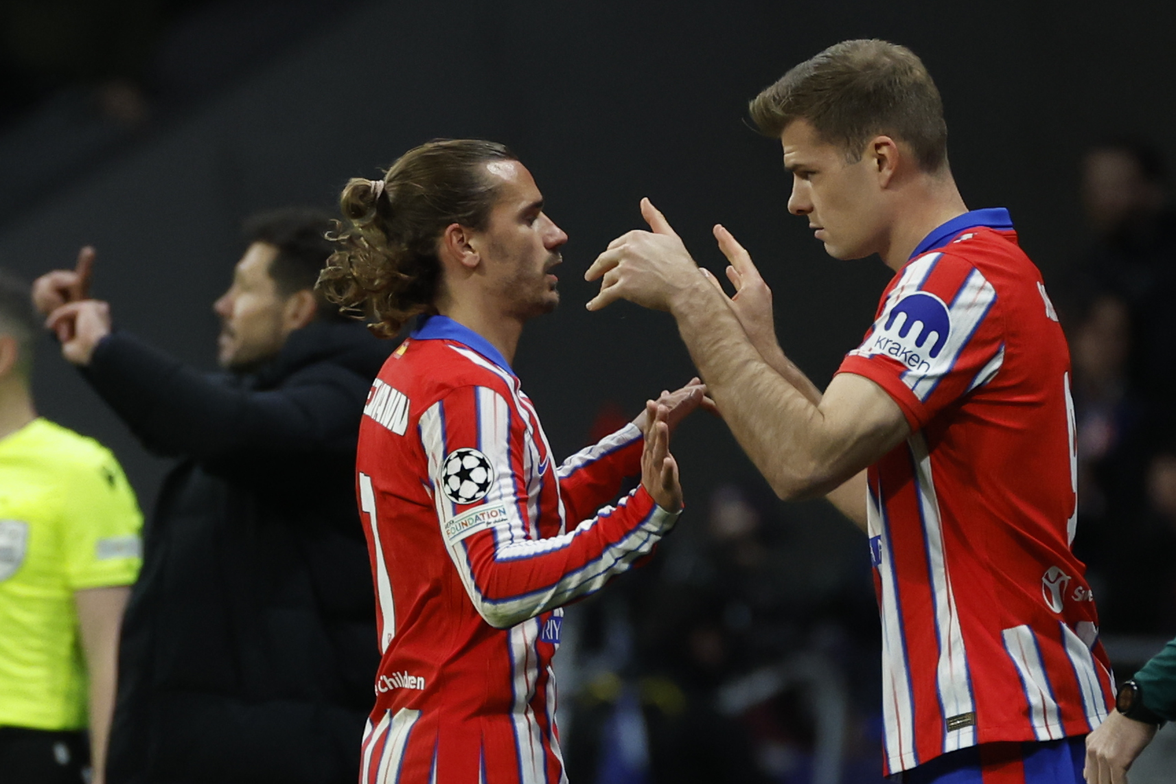 Cambio entre Griezmann y Sorloth.