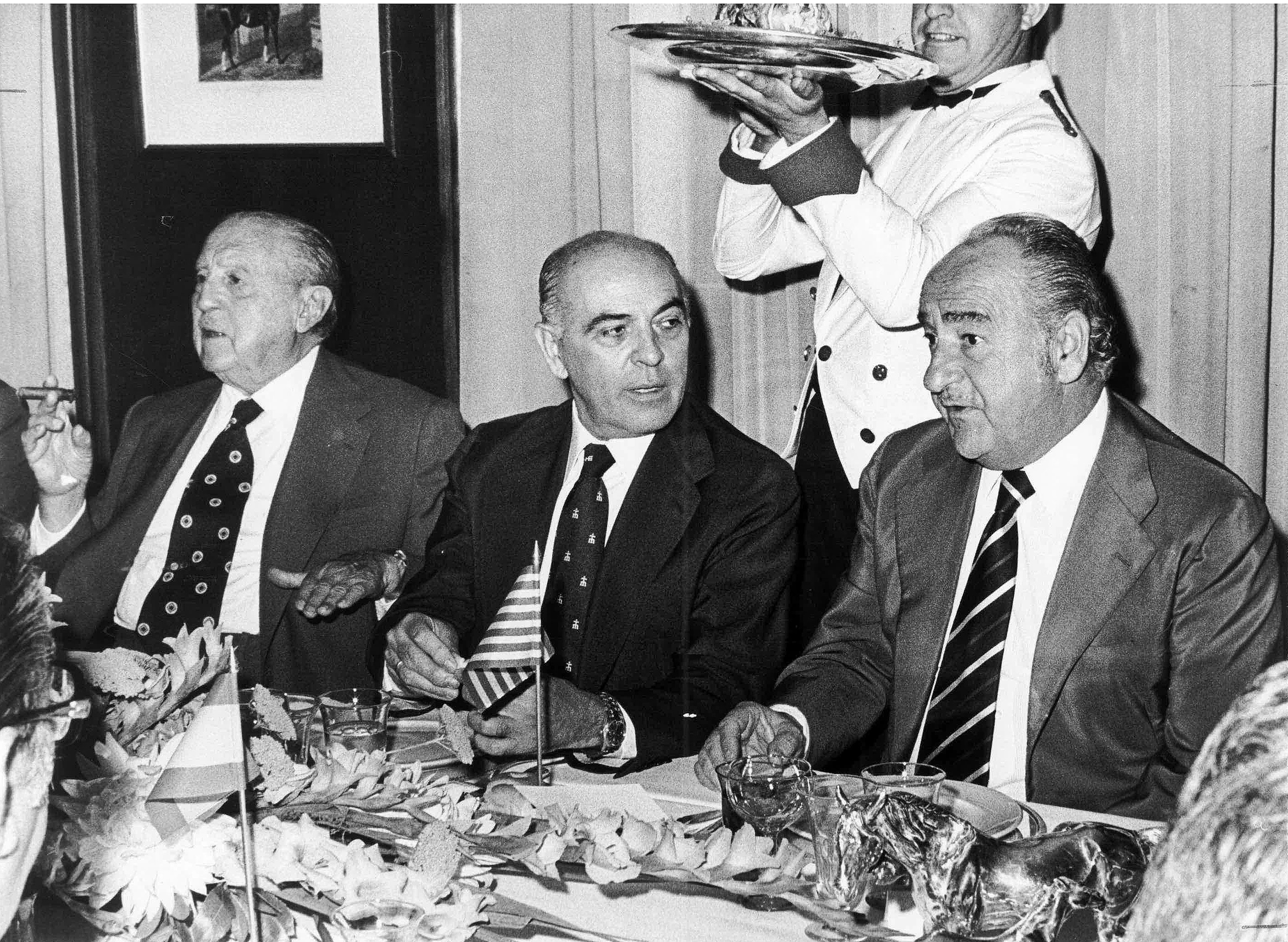 Santiago Bernabéu y Vicente Calderón, en una imagen de 1975.