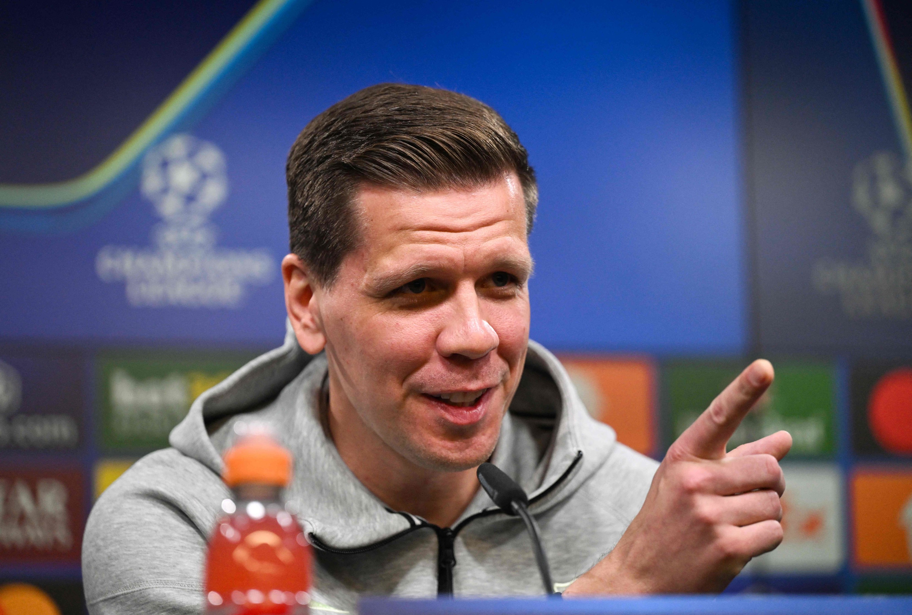 Szczesny, durante la rueda de prensa del lunes en Dortmund.