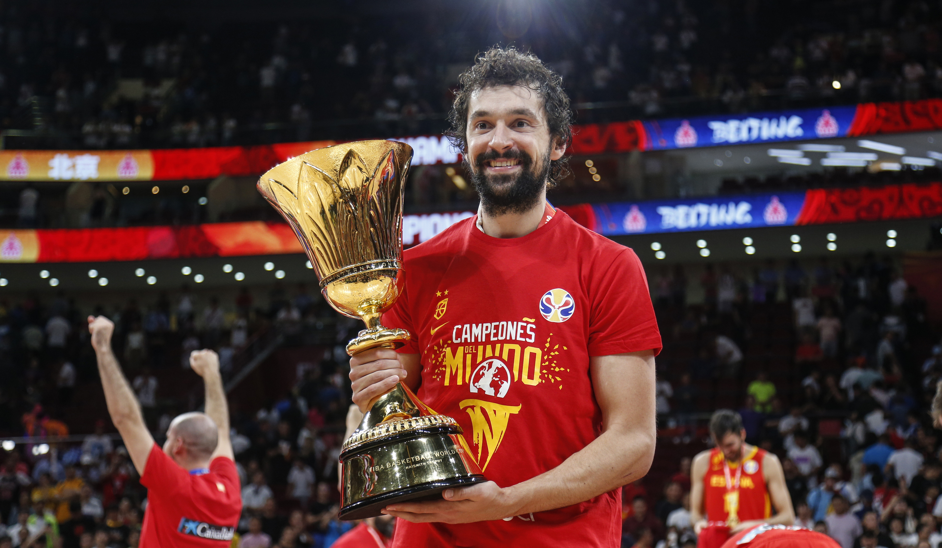 Llull, con la Copa del Mundo en 2019.