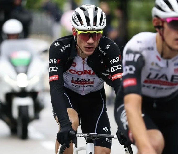 Juan Ayuso, durante la etapa del martes.