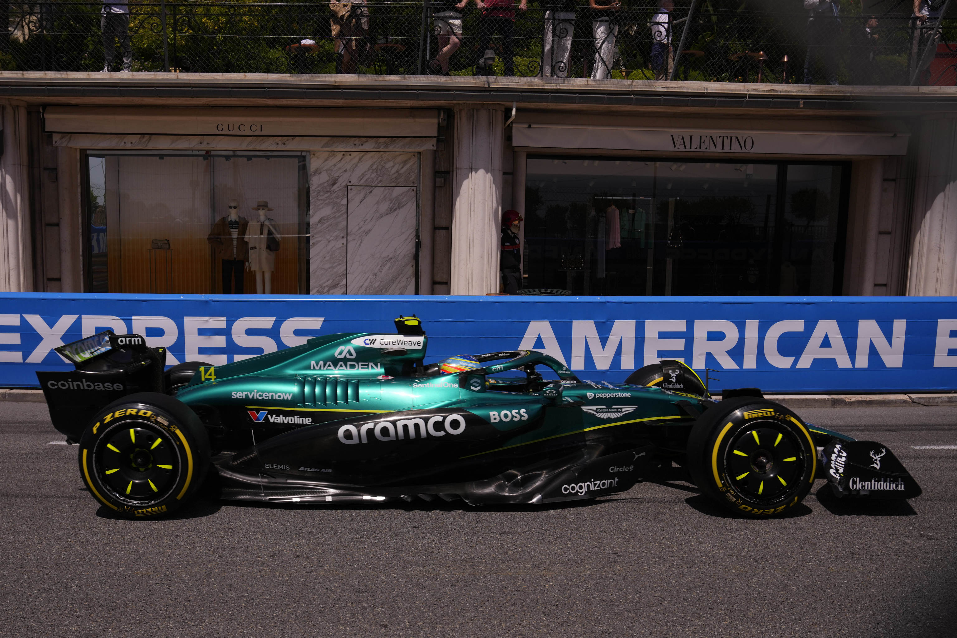 Alonso, el sábado, con el AMR25 en Mónaco.