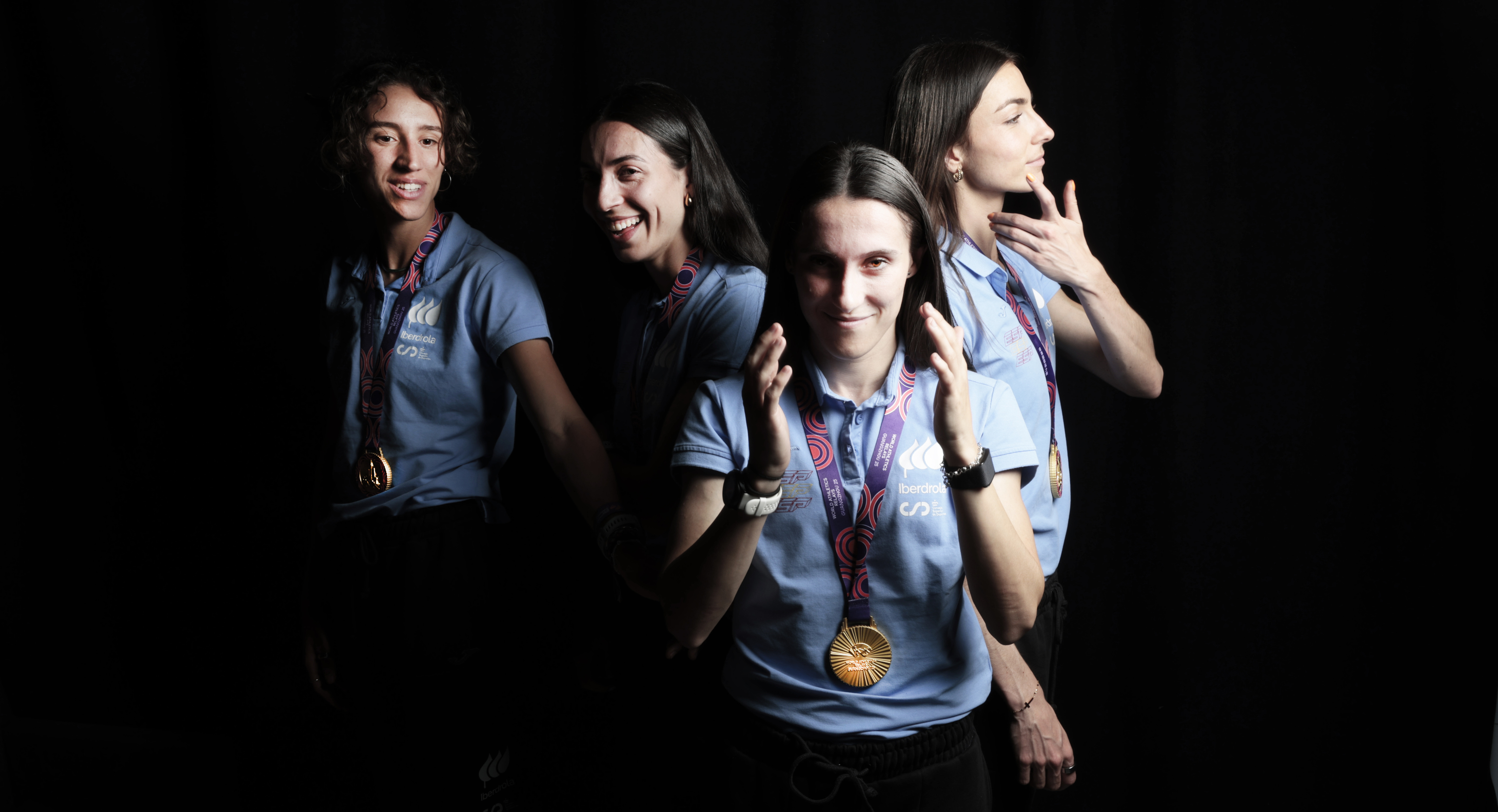 Sevilla, Santidrián, Fra y Hervás, durante la sesión de fotos.