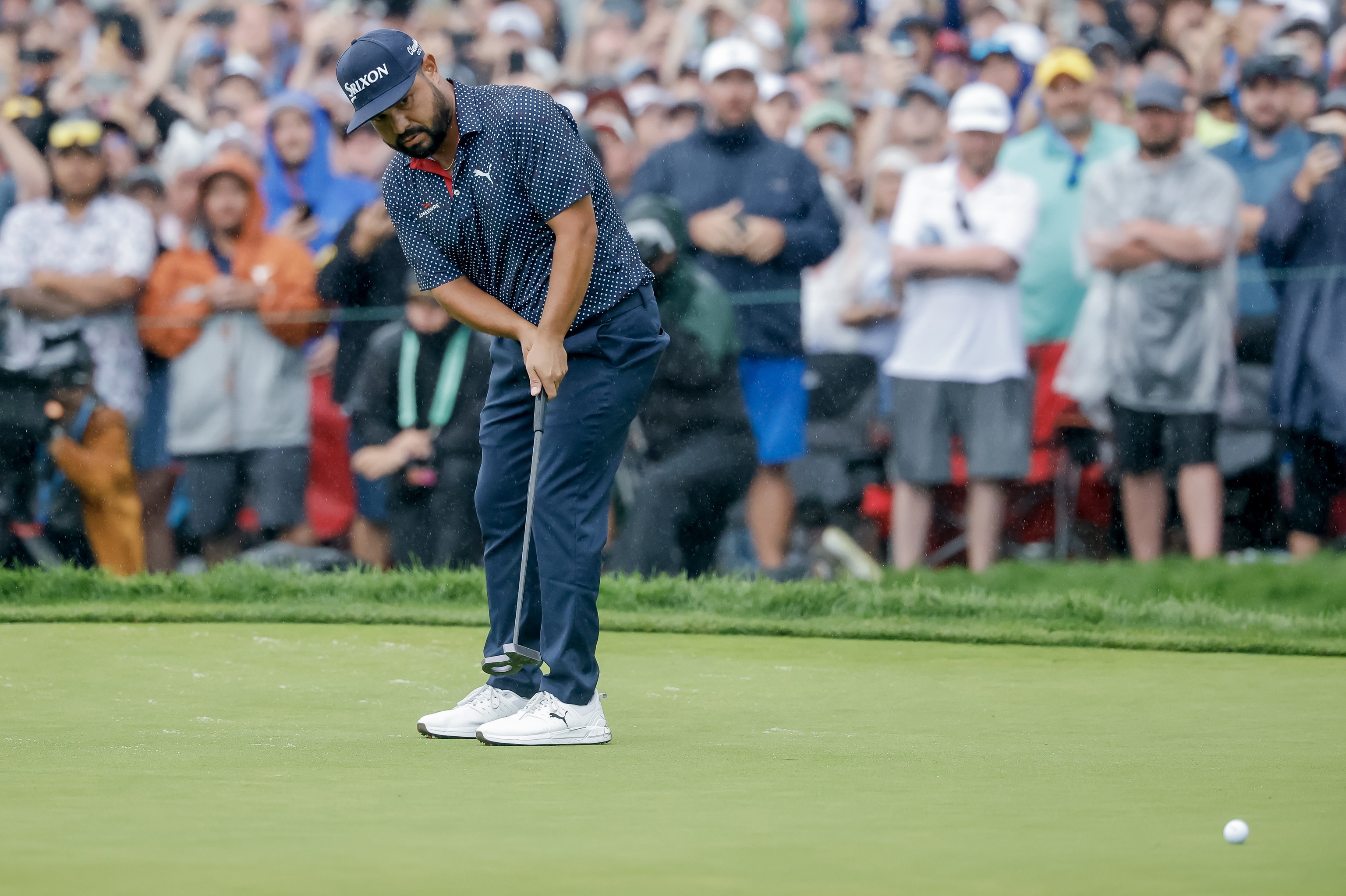El 'putt' de Spaun en el hoyo 18 que le dio el triunfo en Oakmont.