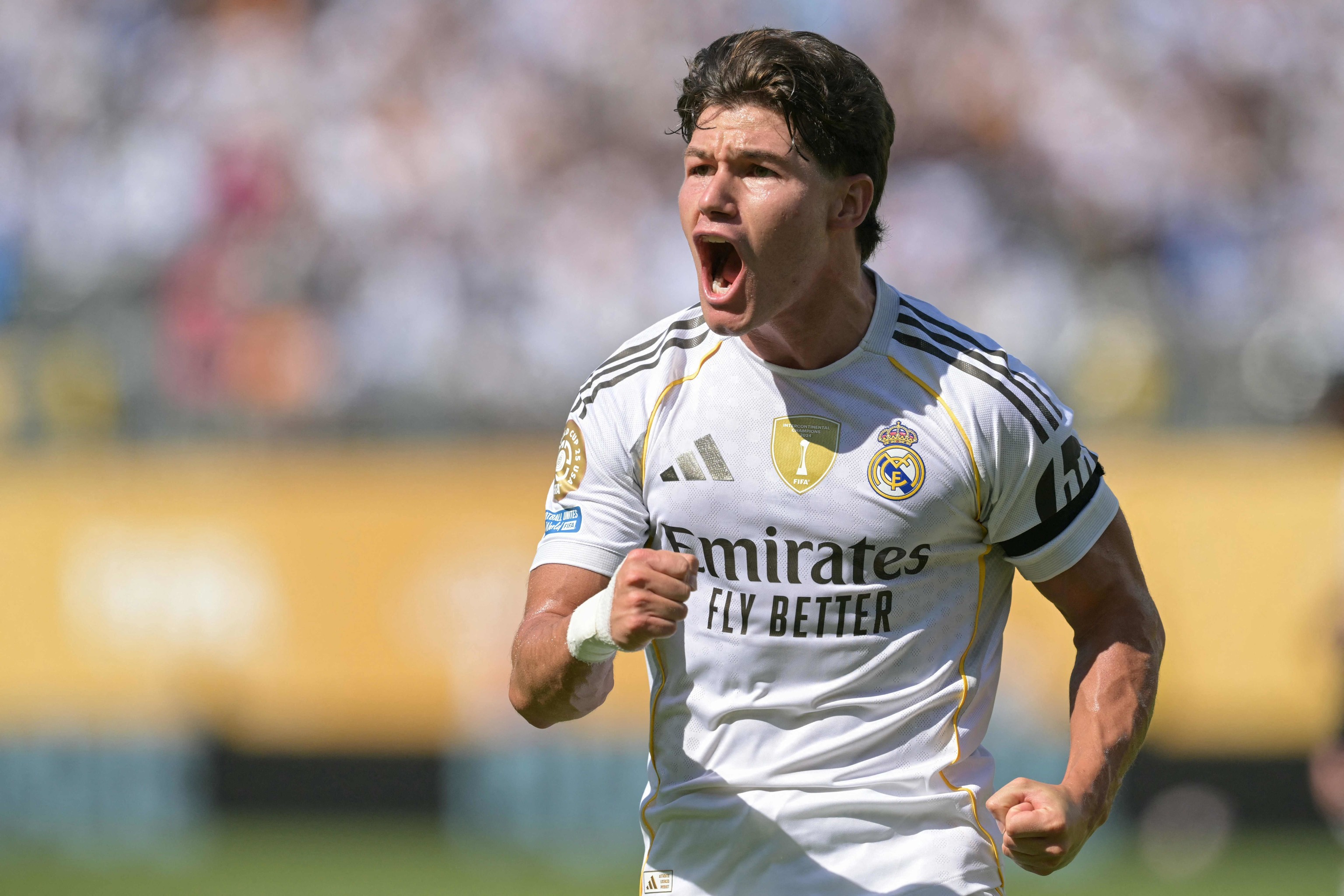 Fran García festeja el 2-0 ante el Dortmund.