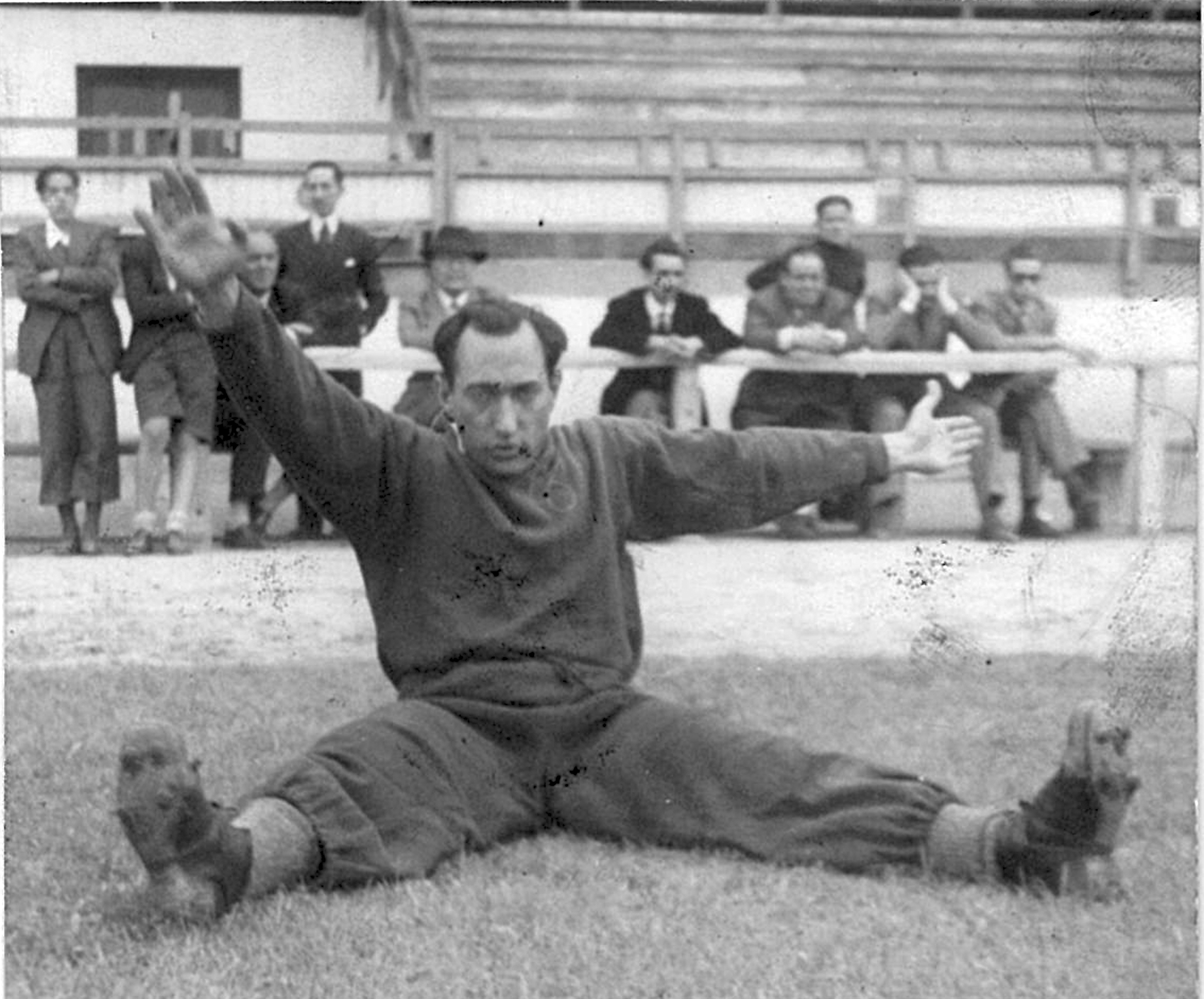 Isidro Lángara, durante un calentamiento.