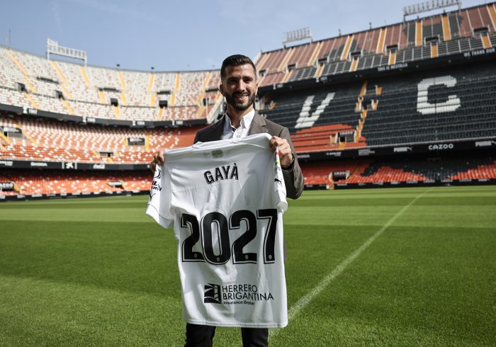 Capitán Gayà, leyenda hasta 2027: las dudas de mayo, el proyecto, Gattuso y "la grandeza del Valencia"