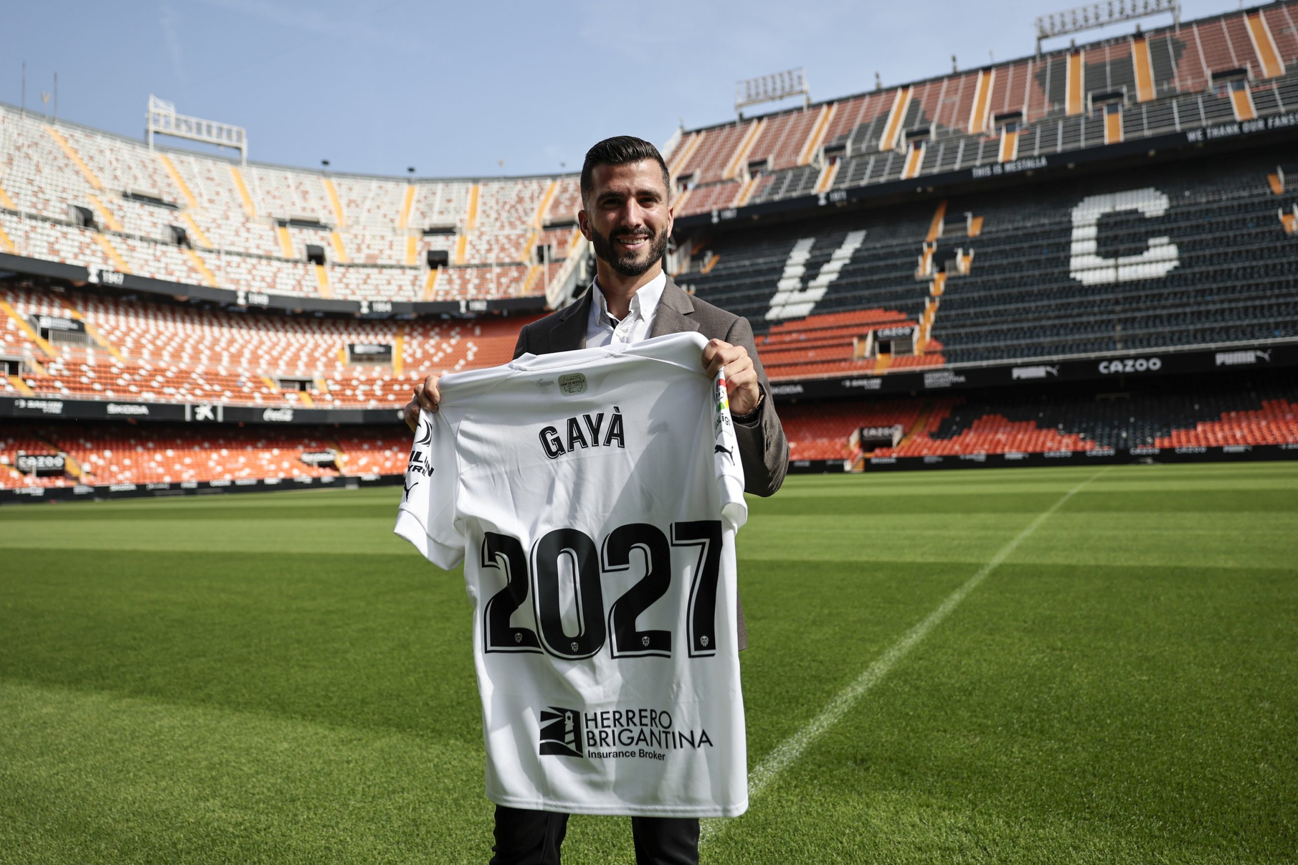 Capitán Gayà, leyenda hasta 2027: las dudas de mayo, el proyecto, Gattuso y "la grandeza del Valencia"