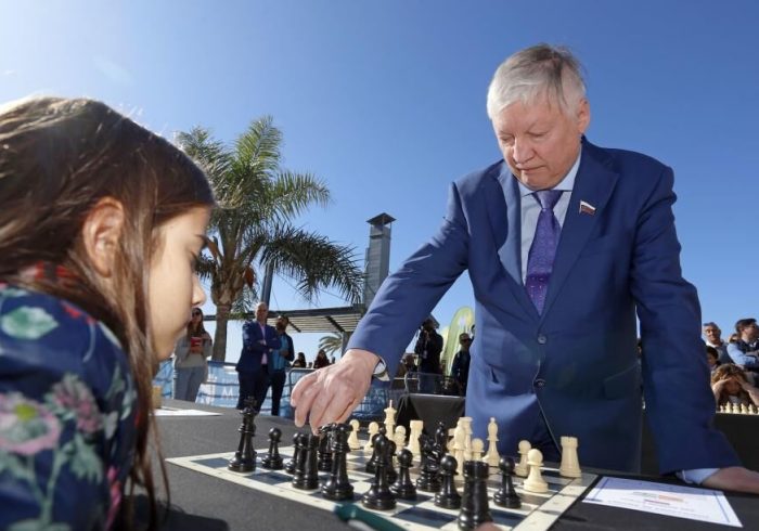 El ajedrecista ruso Esipenko se une a la carta abierta contra la invasión  de Ucrania
