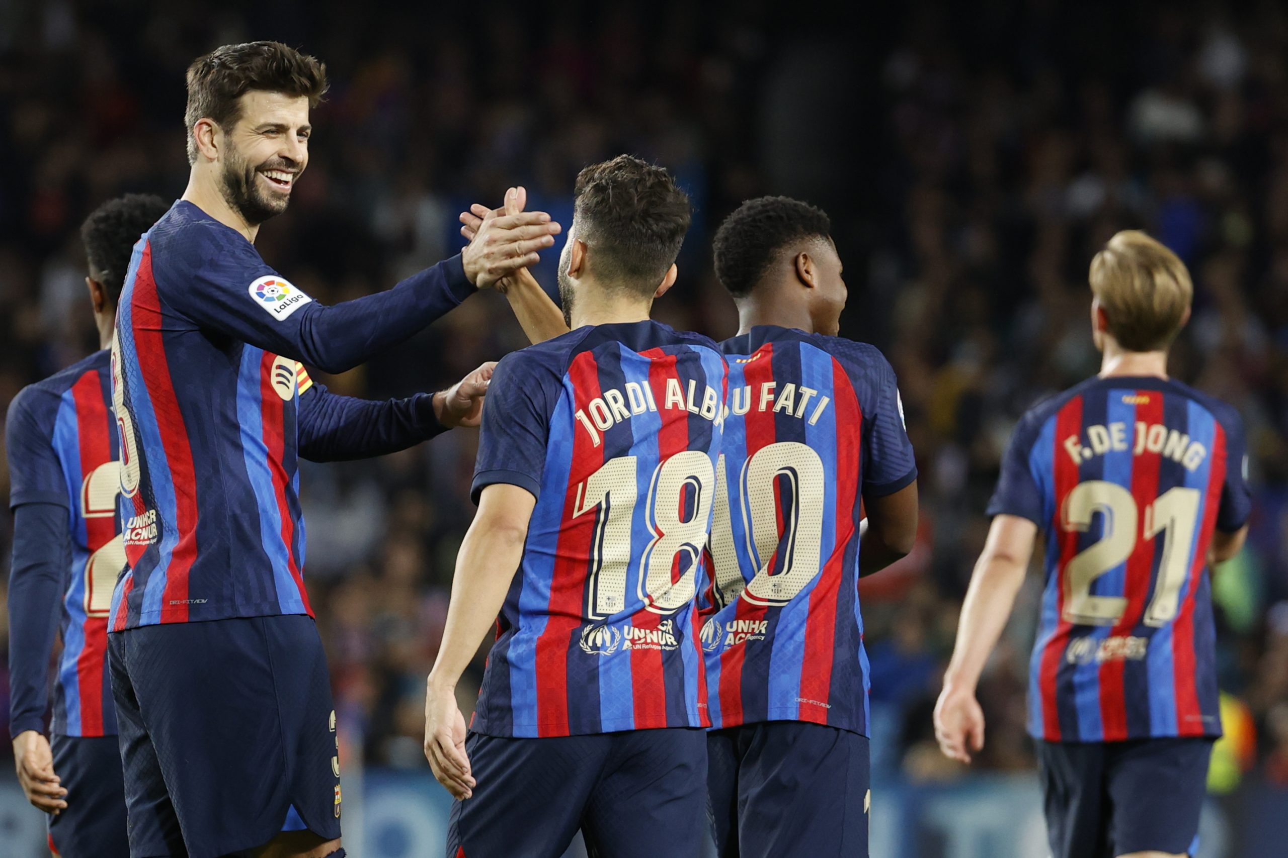 Piqué se marcha en paz tras un cómodo triunfo ante el Almería