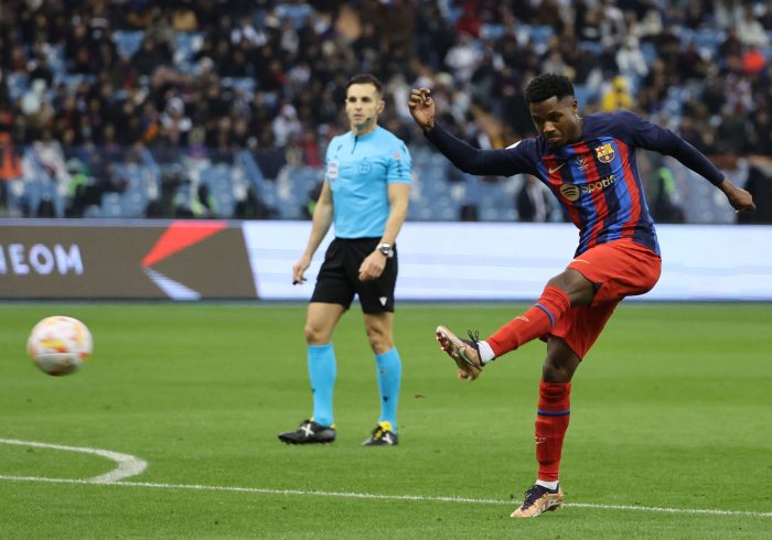 Ansu Fati, el gol que el Barça oculta en el banquillo
