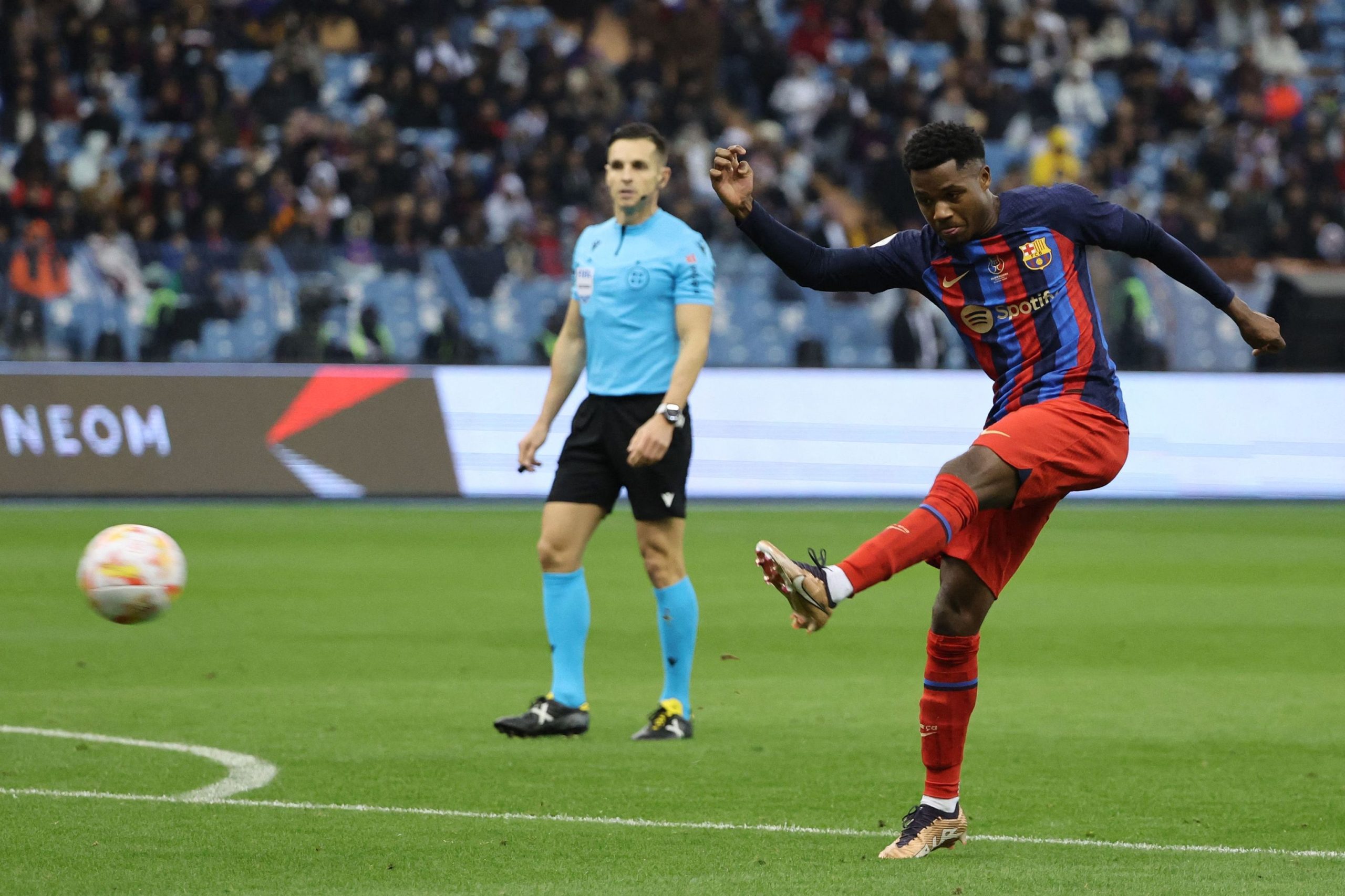 Ansu Fati, el gol que el Barça oculta en el banquillo