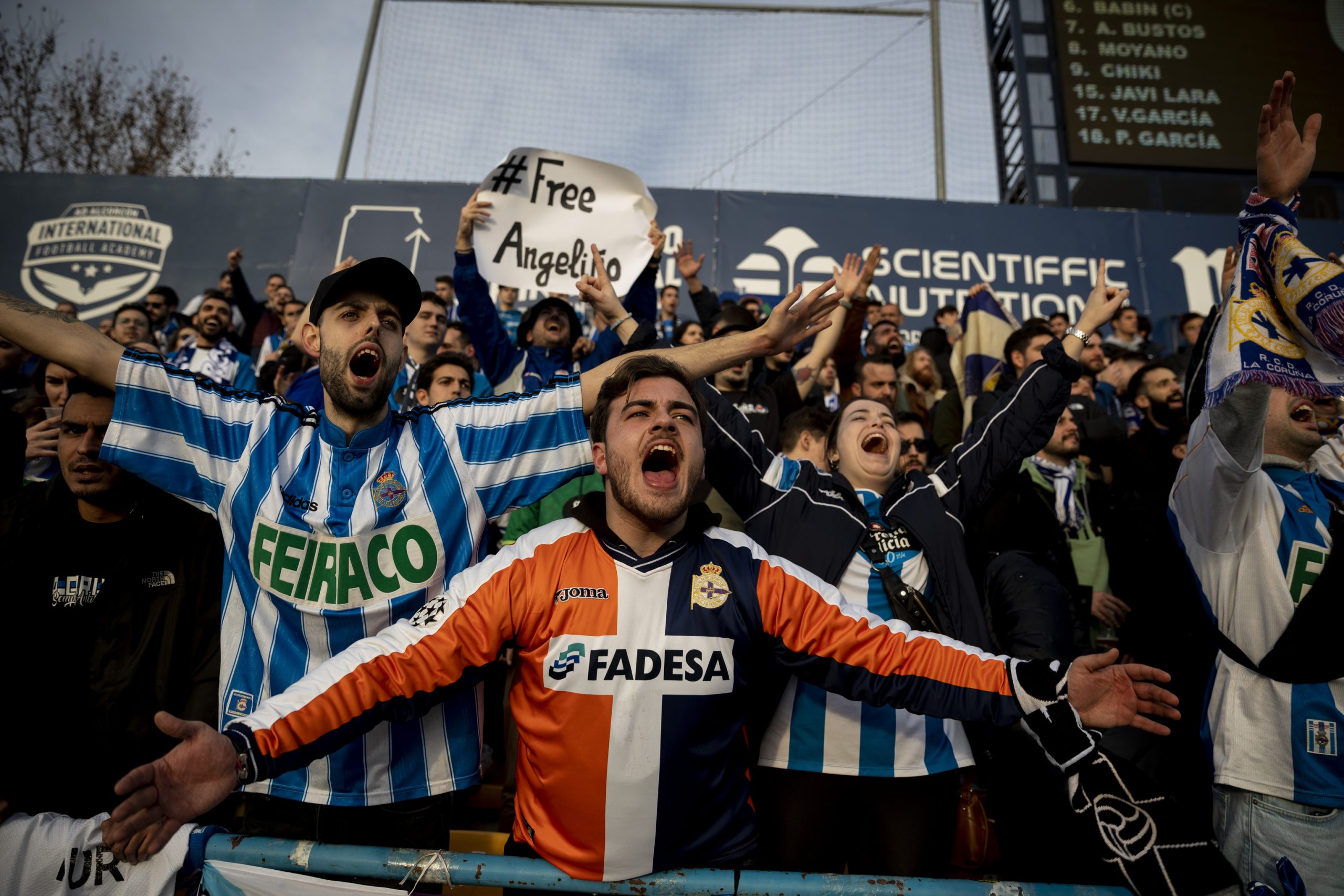 La eterna locura del Deportivo de La Coruña en 1ª RFEF: "Es el Real Madrid de la categoría"