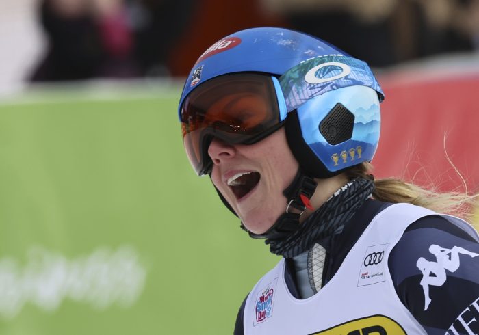 Shiffrin pierde en el primer asalto contra la alargada sombra de Lindsey Vonn