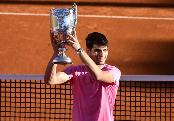 Carlos Alcaraz conquista el torneo de Buenos Aires en su regreso a las pistas