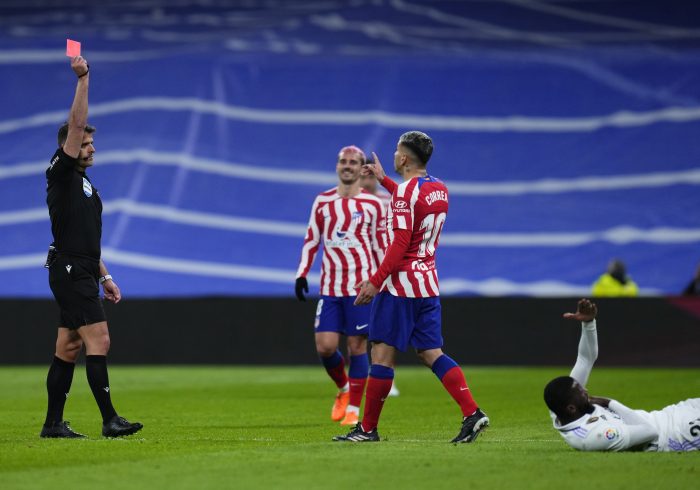 Otro derbi con la miel en los labios y otro derbi de polémicas para el Atlético: "Nada nuevo en el Bernabéu"