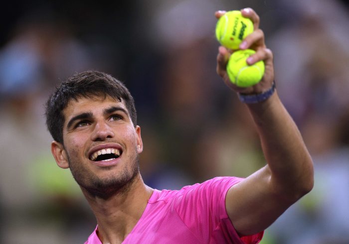 Alcaraz despacha a Kokkinakis en su rumbo hacia el número uno