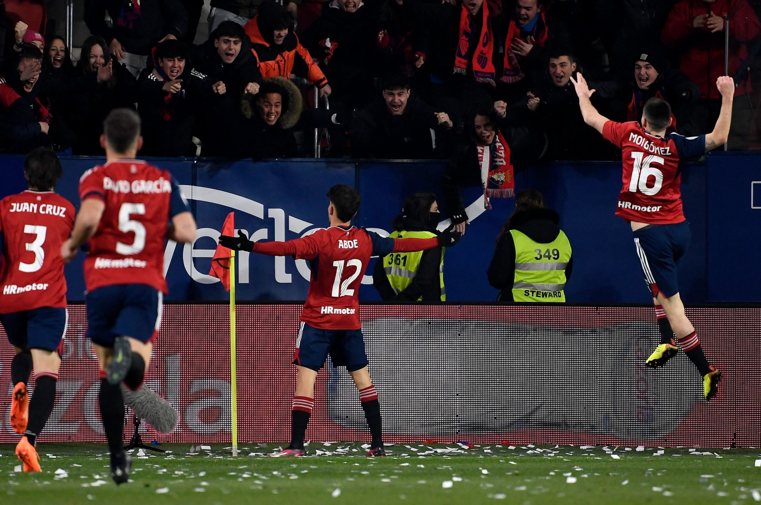 La chispa de Abde pone en ventaja a Osasuna ante un Athletic intermitente