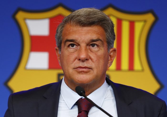 Laporta aviva el fuego del 'caso Negreira': "Quieren controlar el Barça. Quedárselo. No sólo nos defenderemos, atacaremos"
