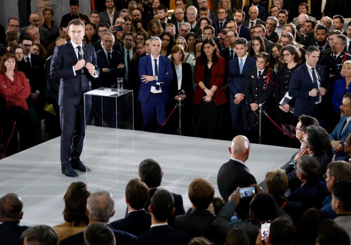 Macron lanza la cuenta atrás para los Juegos de París: "Tenemos que estar a la altura"