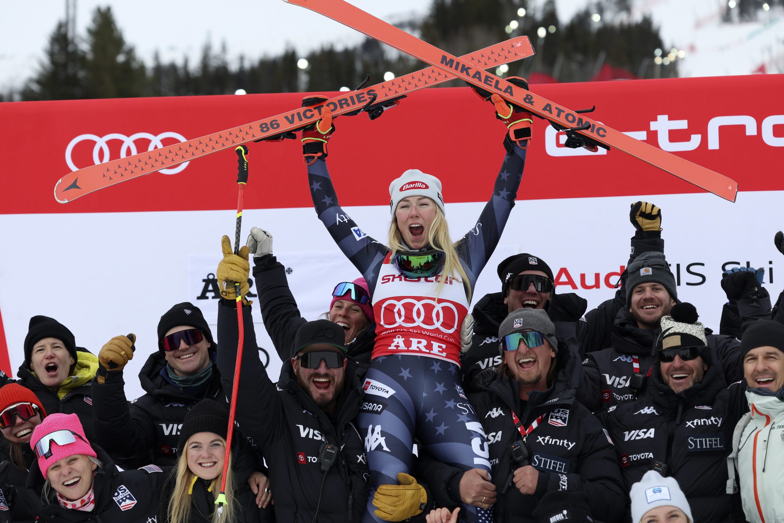 Shiffrin iguala el récord de Stenmark en su propia casa