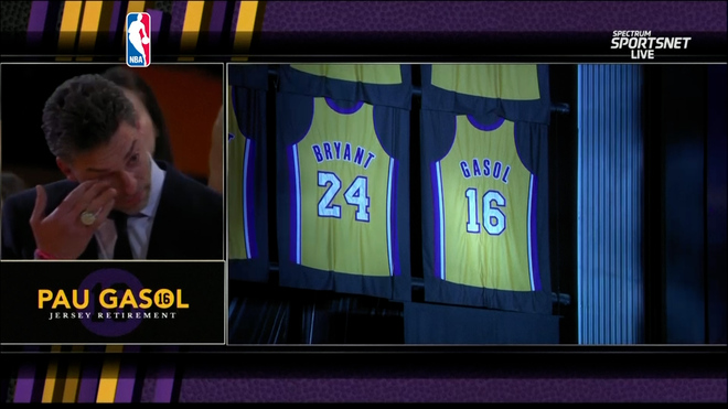 Un emocionado Pau Gasol se convierte en leyenda de los Lakers: "Esta noche supera cualquier sueño o expectativa que haya podido tener"