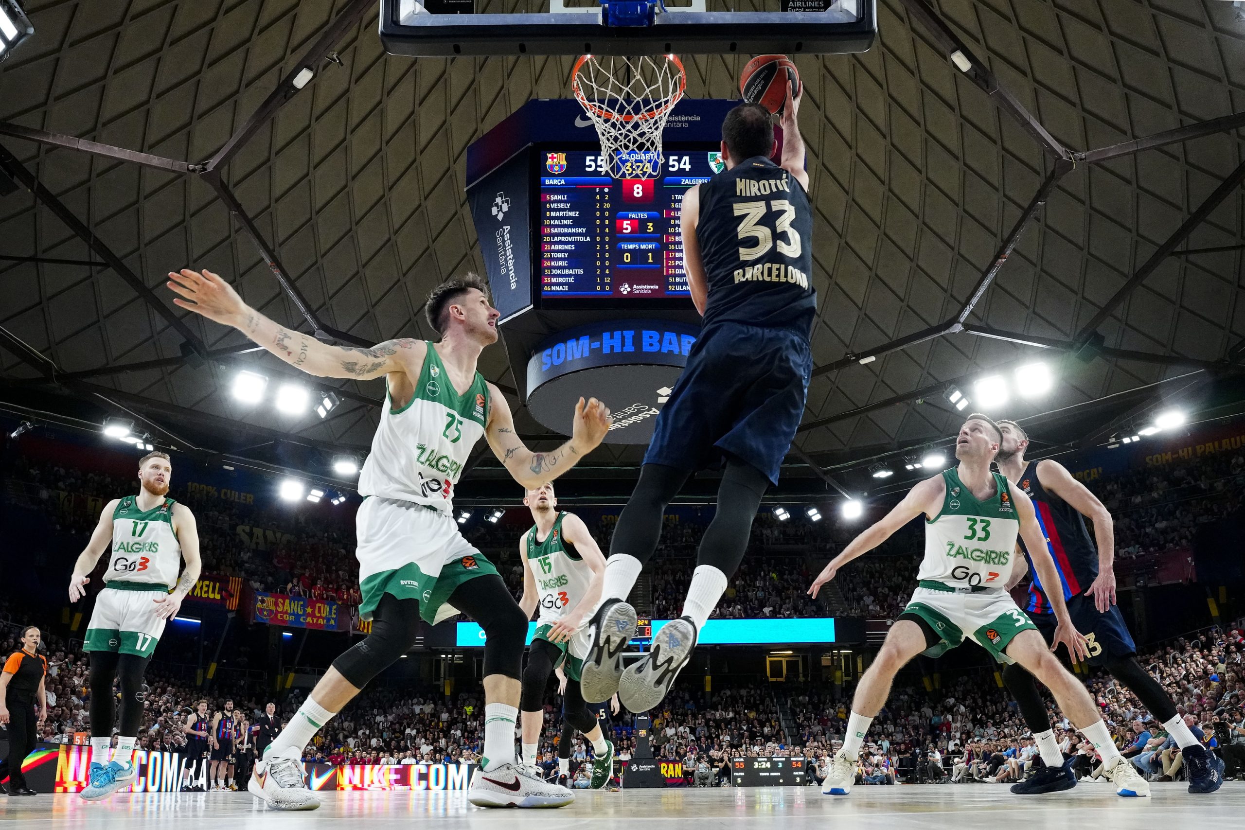 El Barça aprieta los dientes para sumar su segundo triunfo ante el Zalgiris (89-81) y se pone a una victoria de la Final Four