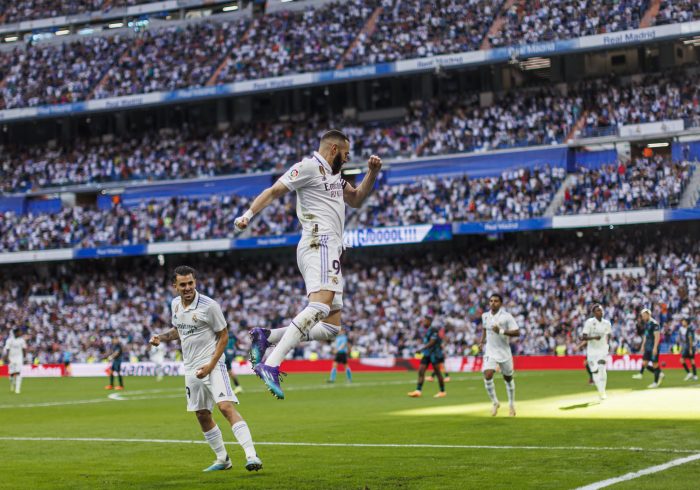 El Madrid y Benzema se dan un festín contra el Almería para acechar el pichichi de Lewandowski