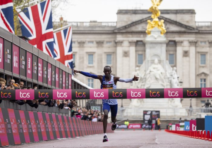 Kiptum logra en el Maratón de Londres la segunda mejor marca de la historia