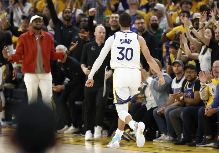Playoffs de la NBA: Los Warriors sobreviven a Sacramento y los Knicks colocan a un paso de las semifinales 10 años después