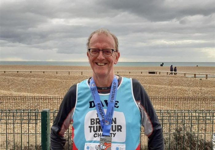 Un hombre con un cáncer cerebral terminal correrá el maratón de Londres para recaudar fondos contra la enfermedad
