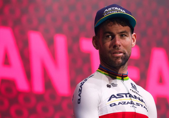 Cavendish, el dinosaurio herido que presume de galones en el Giro