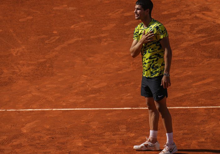 Coric, el hombre que ganó a Federer en hierba y venció tres veces a Nadal, tampoco puede con Alcaraz: "No me siento el mejor del mundo"