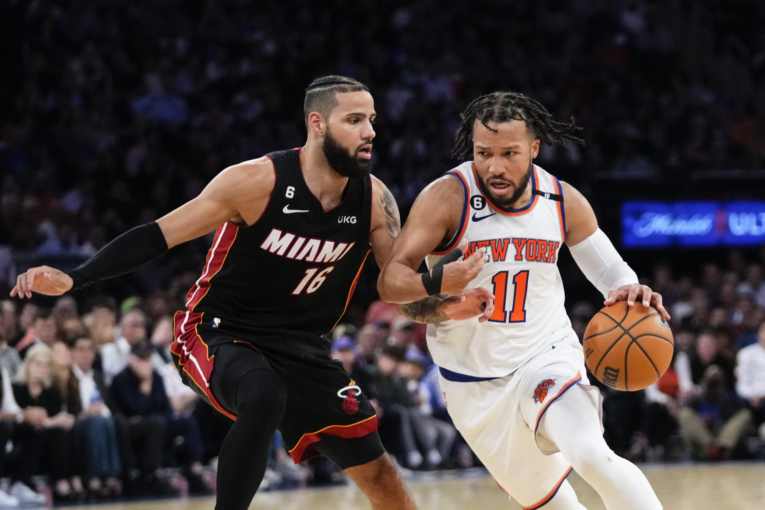 Los Knicks se mantienen con vida ante Miami gracias a un estelar Brunson