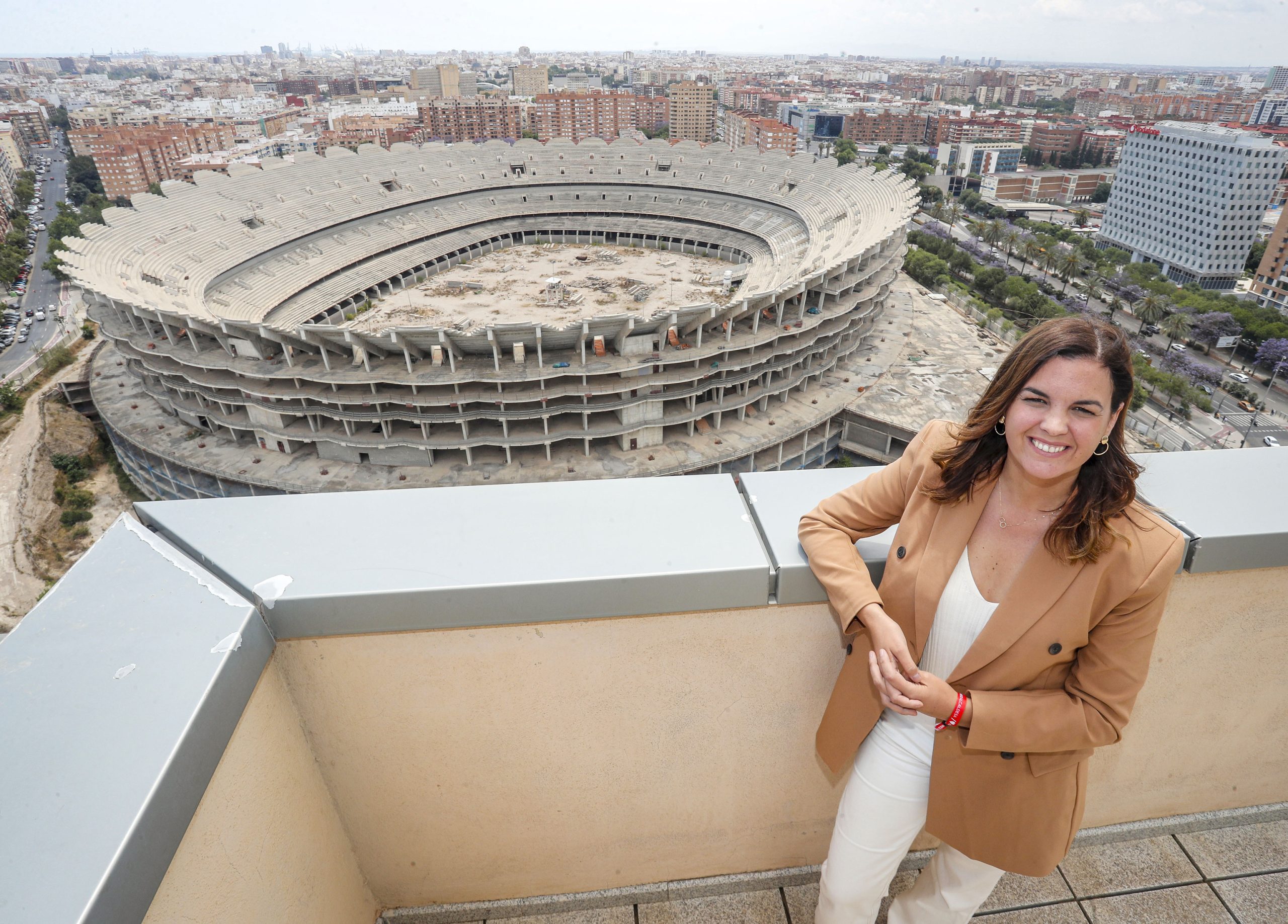 Sandra GÃ³mez: "Peter Lim ya no podrÃ¡ vender Mestalla sin acabar el nuevo estadio"