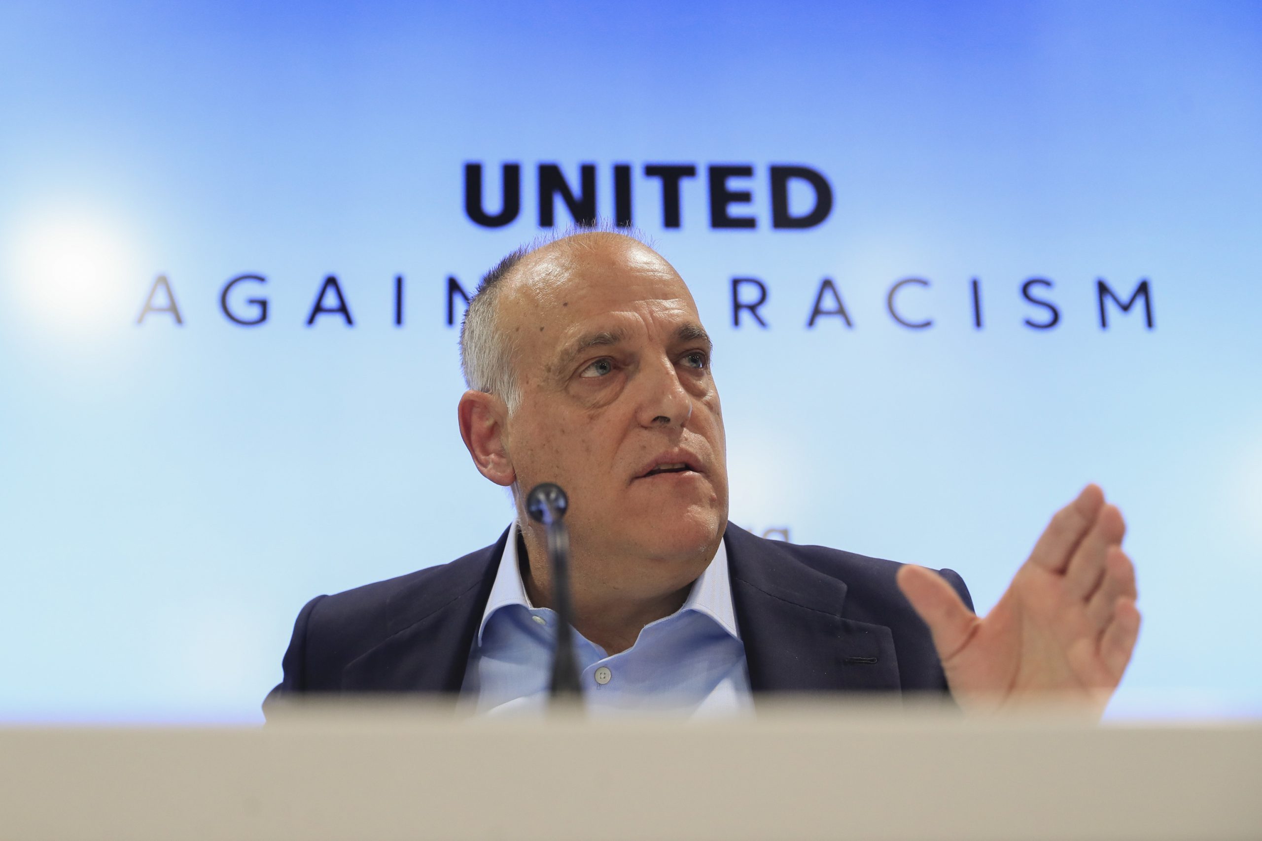 Tebas, "afectado" tras ser acusado de racista, pide perdÃ³n a Vinicius: "No pretendÃ­a acusarte"