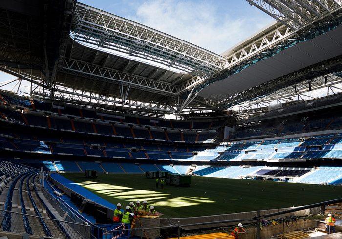 Viaje al nuevo Bernabéu: un palco colgante, fachada mutante, 1.200 trabajadores y un agujero de 120 metros bajo la banda de Vinicius