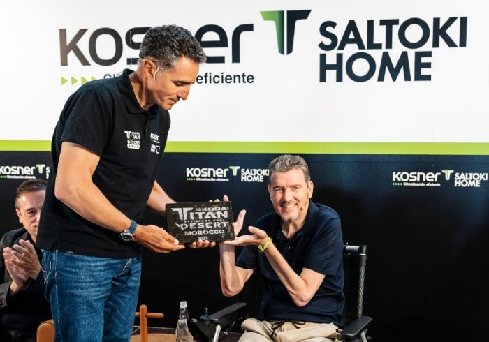 Pedaladas contra la ELA: la donaciÃ³n solidaria del equipo Kosner - Saltoki Home de Indurain a la FundaciÃ³n LuzÃ³n de UnzuÃ©