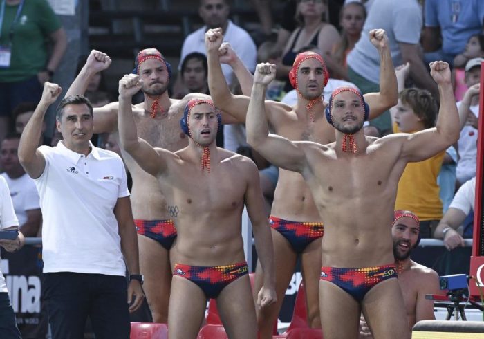 Â¿CÃ³mo EspaÃ±a resucitÃ³ en waterpolo? "El mÃ­ster es un genio, cada entreno es una cÃ¡tedra"